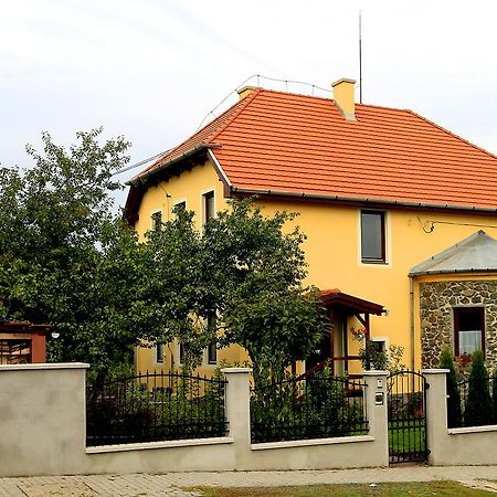 Nemes Apartman Эгер Номер фото