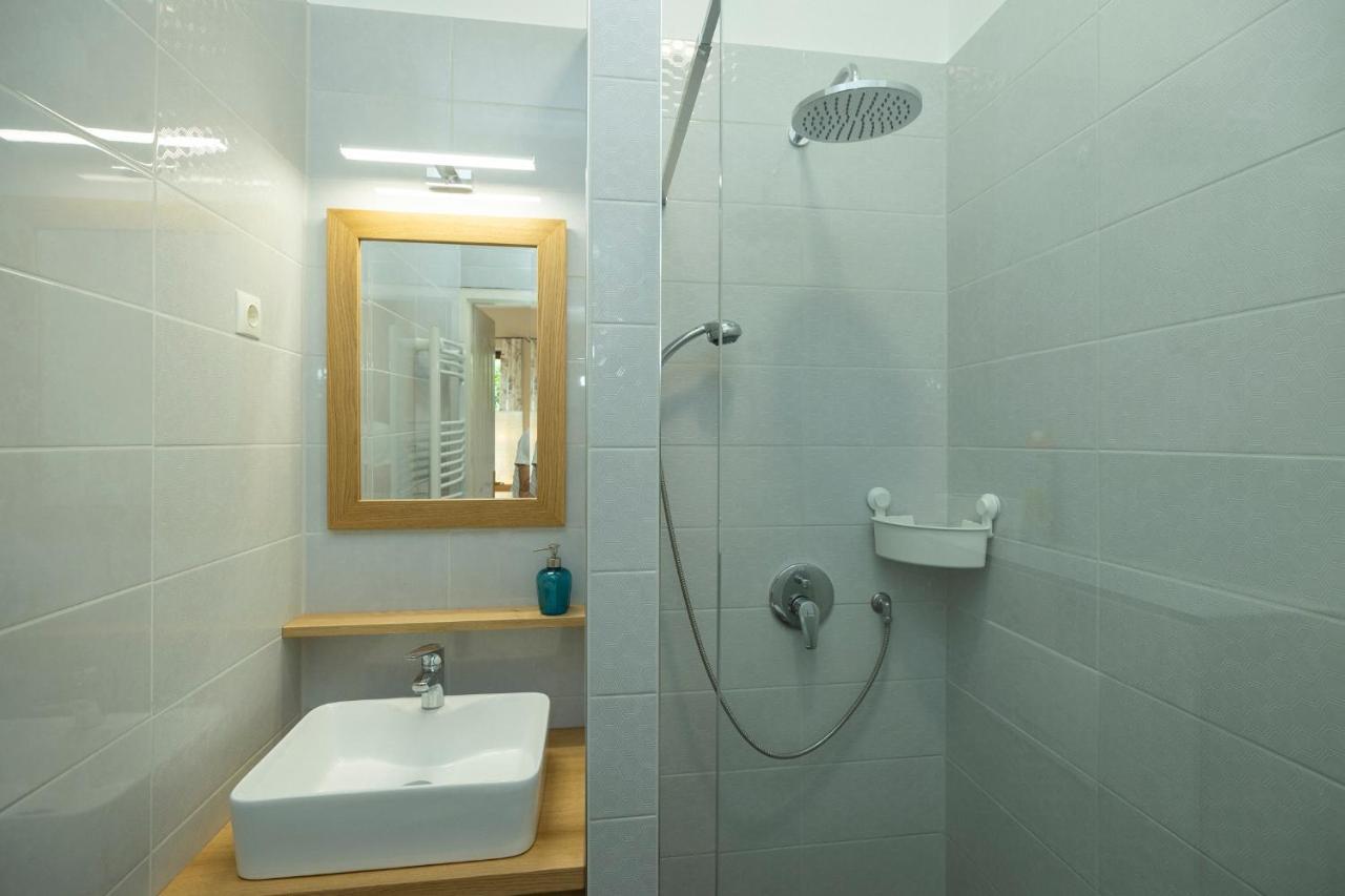 Nemes Apartman Эгер Экстерьер фото