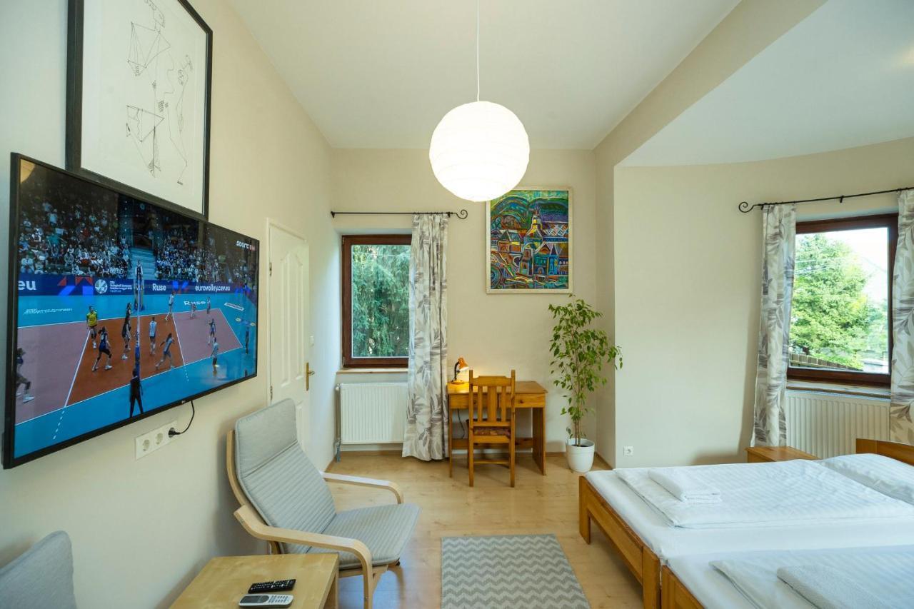 Nemes Apartman Эгер Экстерьер фото
