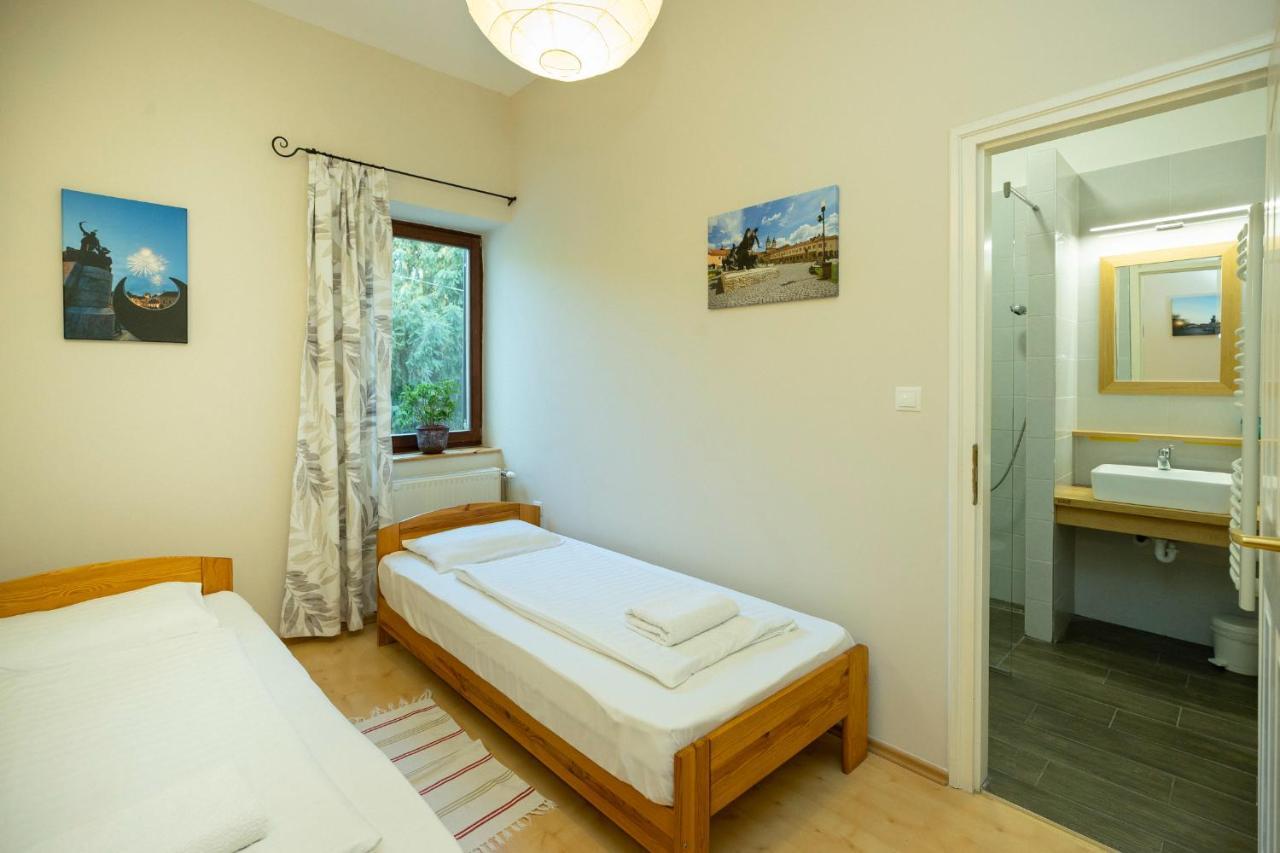 Nemes Apartman Эгер Экстерьер фото