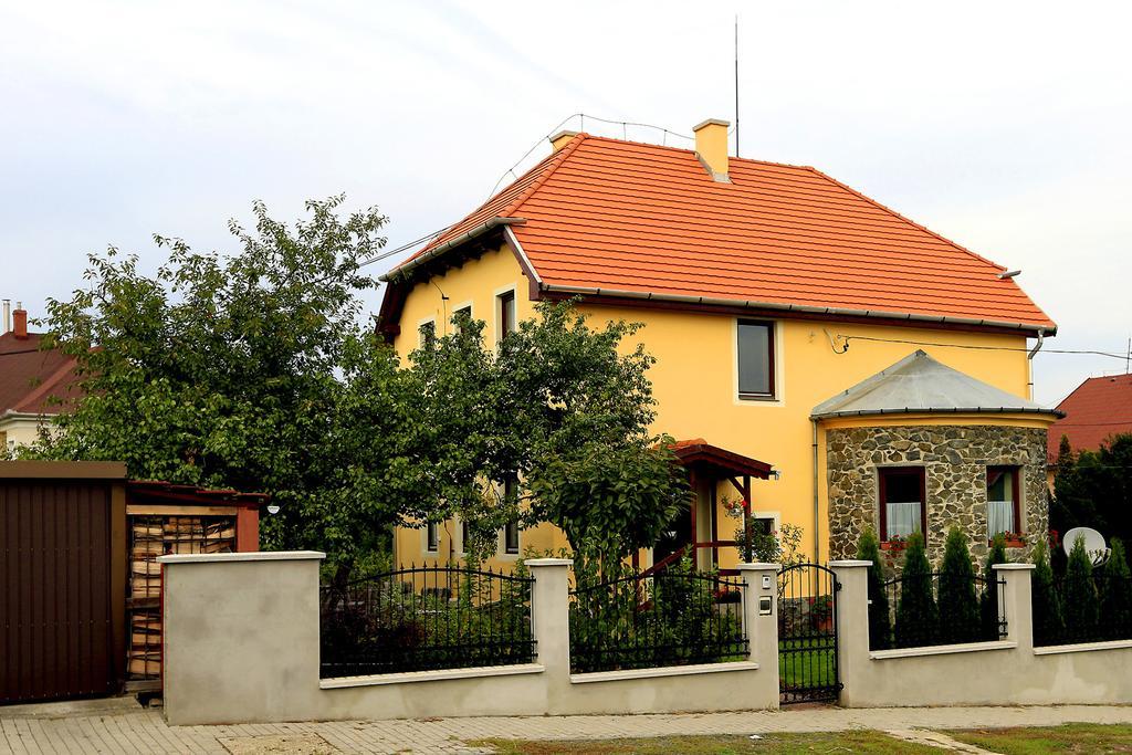 Nemes Apartman Эгер Номер фото
