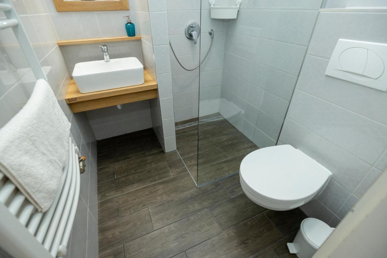 Nemes Apartman Эгер Экстерьер фото